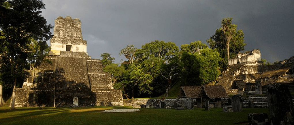 Tikal ruinas en Guatemala